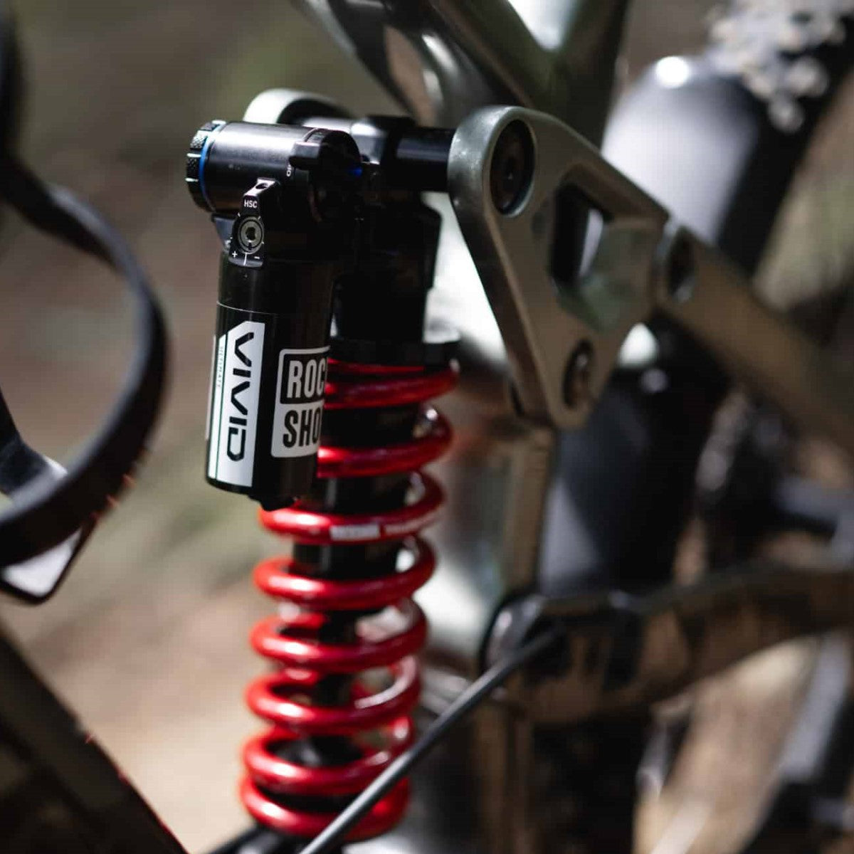 ROCKSHOX VIVID ULTIMATE RC2T HBO Ammortizzatore a molla a cerniera