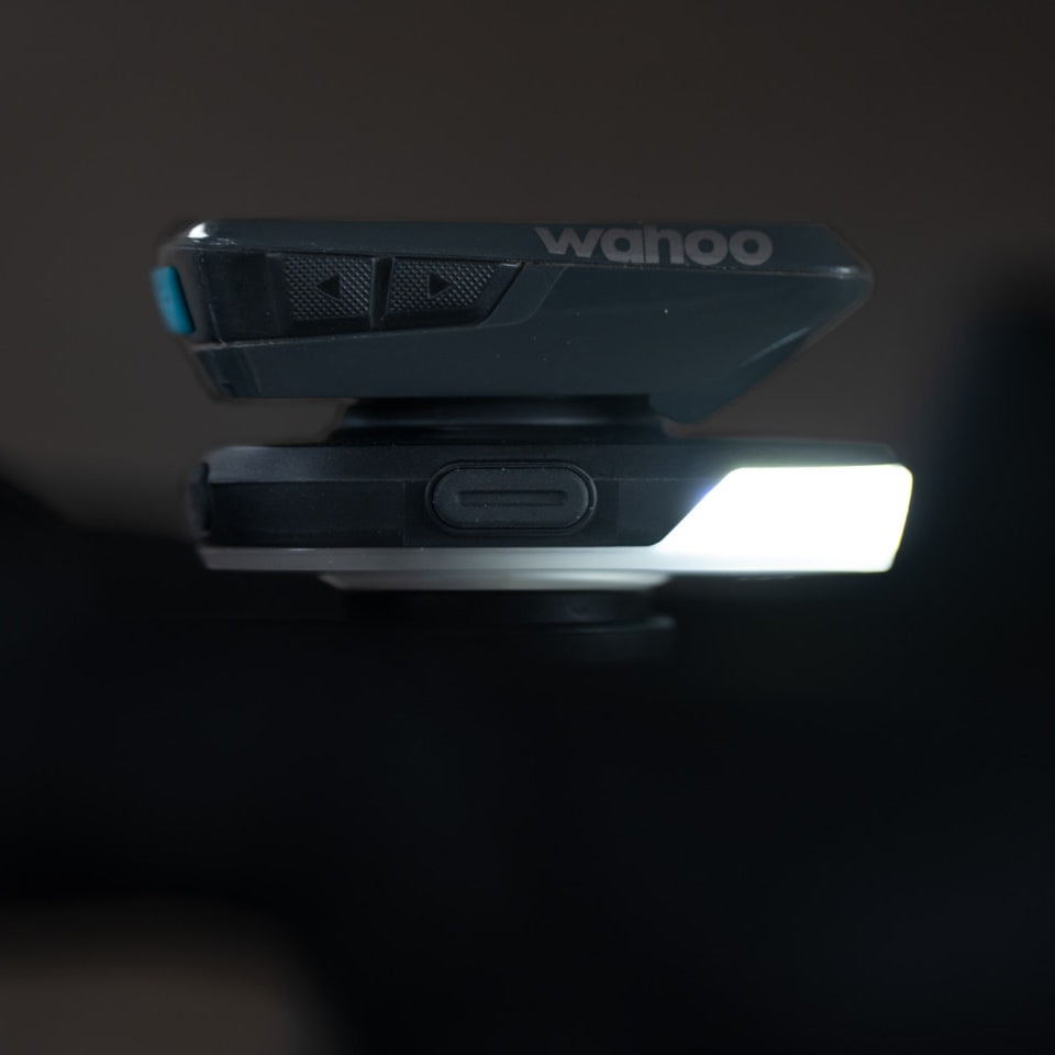 Luce anteriore BBB SLICE 300 con inserto GPS GARMIN WAHOO