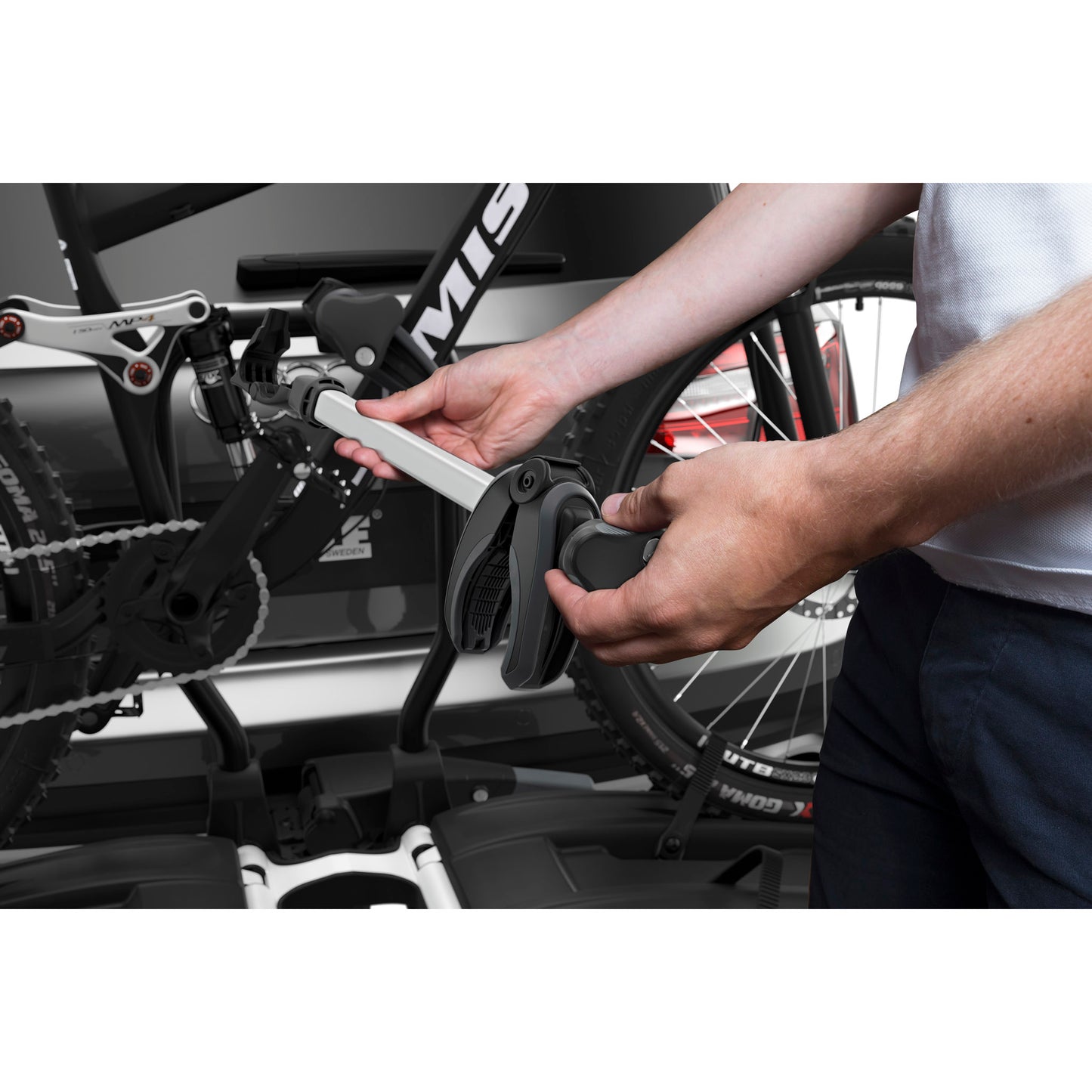 Portabici THULE EASYFOLD XT 2 su gancio