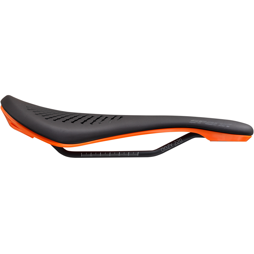 Sella SPANK OOZY 220 144mm CrN/Ti Binari Arancioni