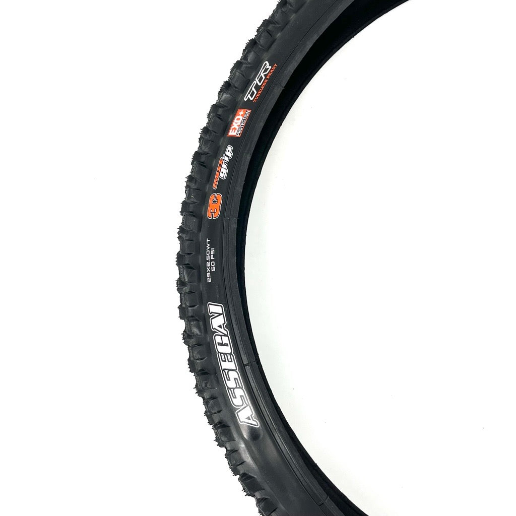 Copertone MAXXIS ASSEGAI 29x2.50 WT Exo+ 3C MaxxGrip Tubeless Ready Soft Black