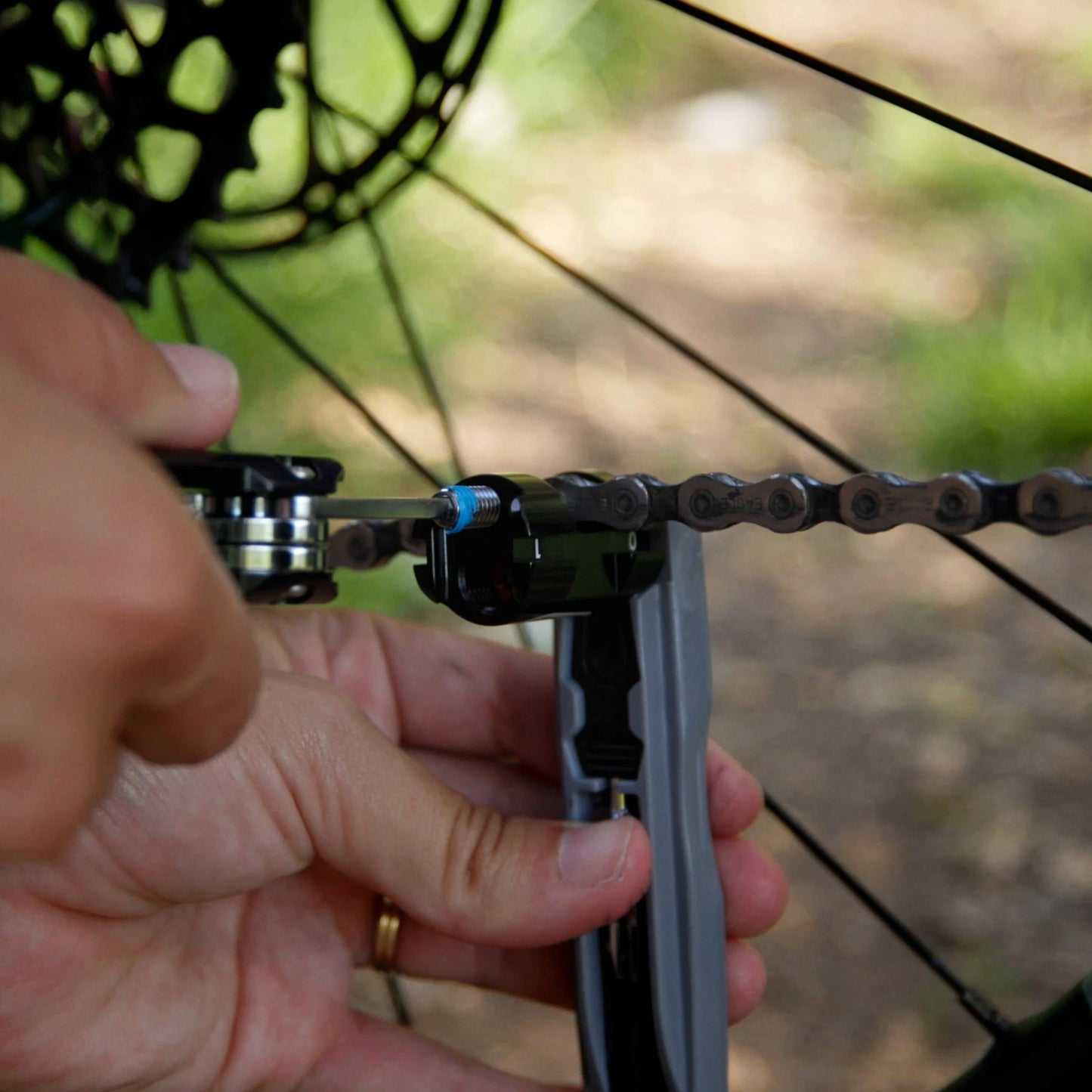 CRANKSBROTHERS S.O.S TS18 Multitool a caccia di viti