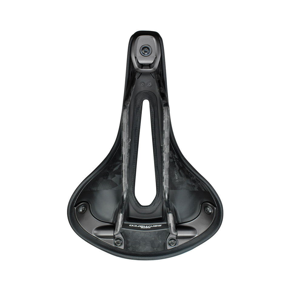Sella SAN MARCO REGAL SHORT OPEN-FIT CARBON FX L3 Larghezza 165mm Binari in carbonio