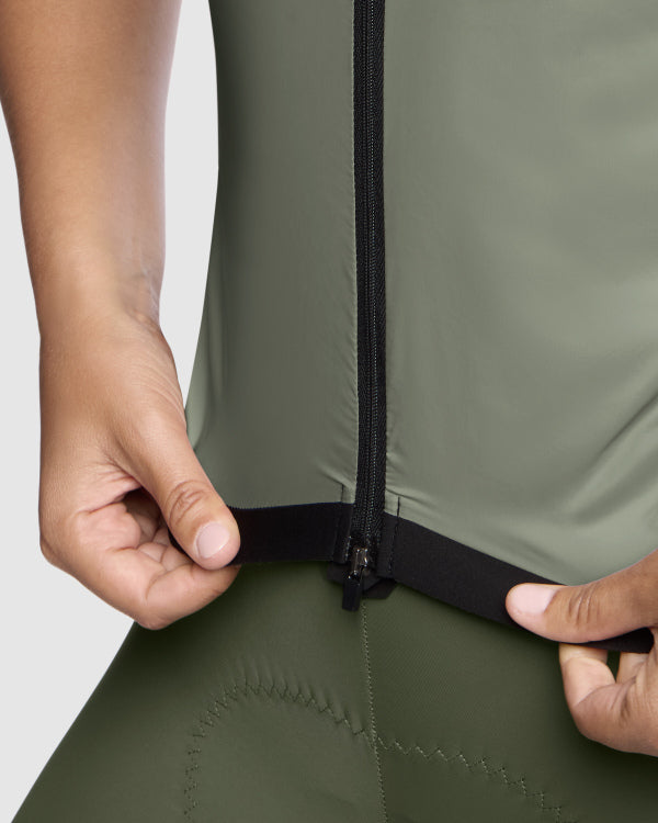 ASSOS UMA GT WIND S11 Giacca senza maniche da donna verde