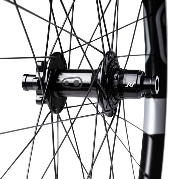 Ruota posteriore CRANKBROTHERS SYNTHESIS Alluminio 2.0 DH Ratchet 29" 12x148 mm Boost Nero