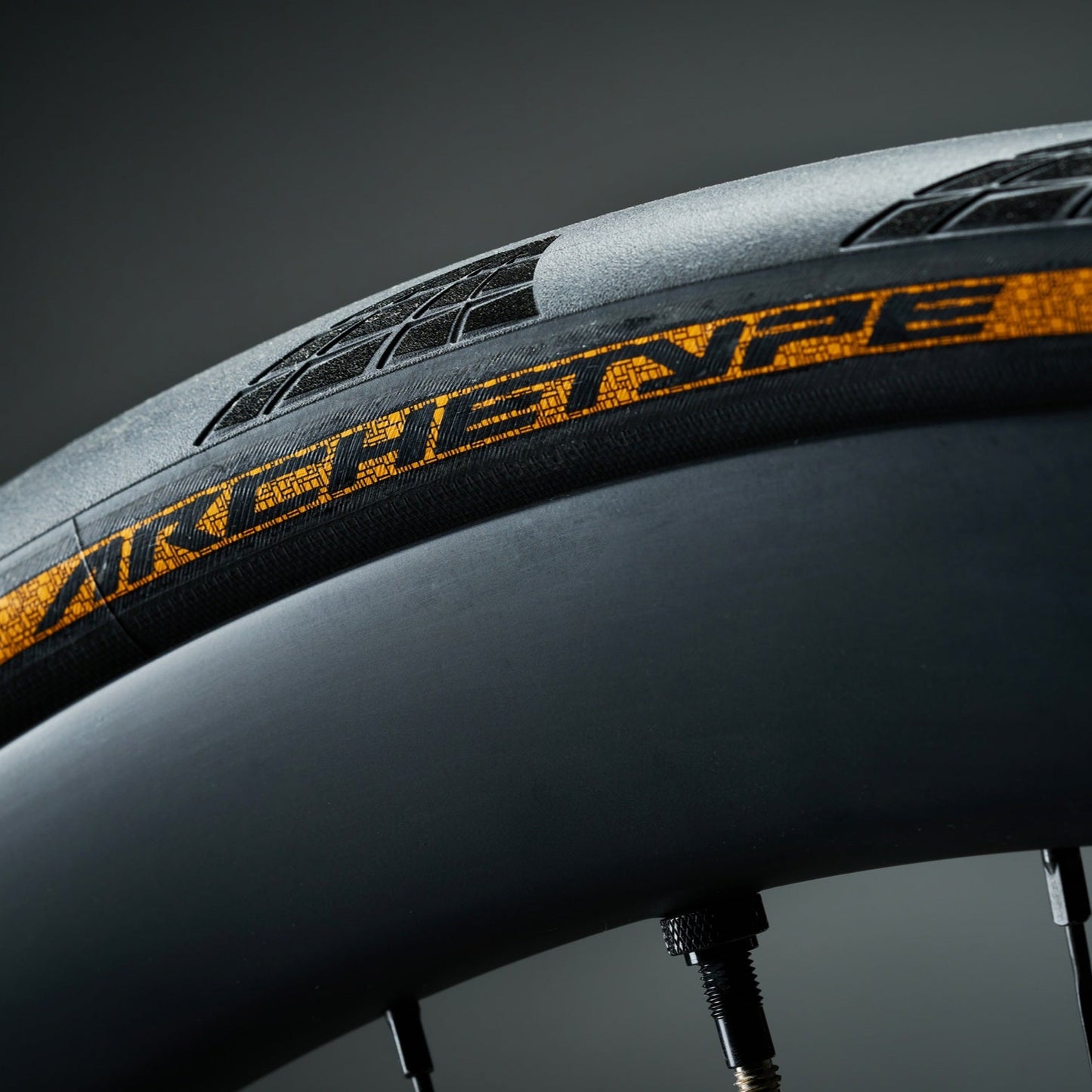 Copertoni CONTINENTAL ARCHETYPE TDF 2025 700x30c Tubeless Ready Nero - Edizione limitata