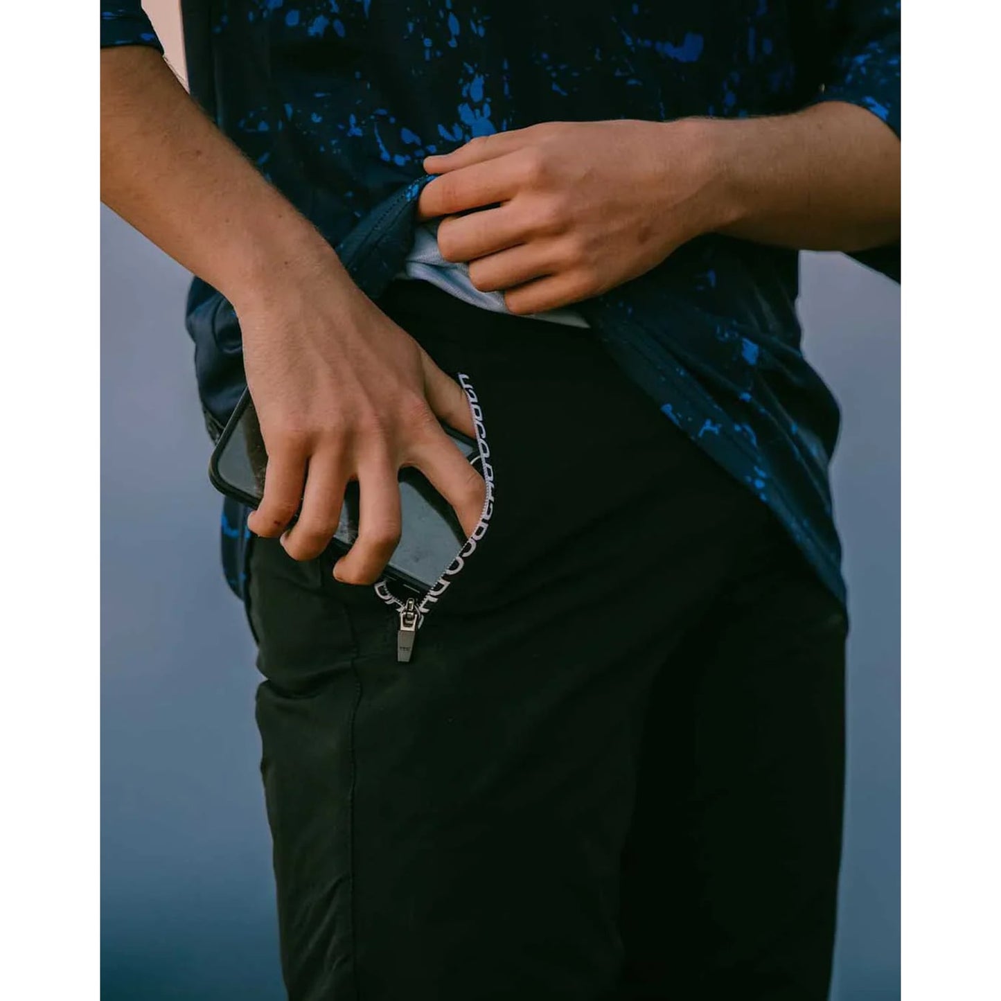 DHARCO GRAVITY Pantaloni neri