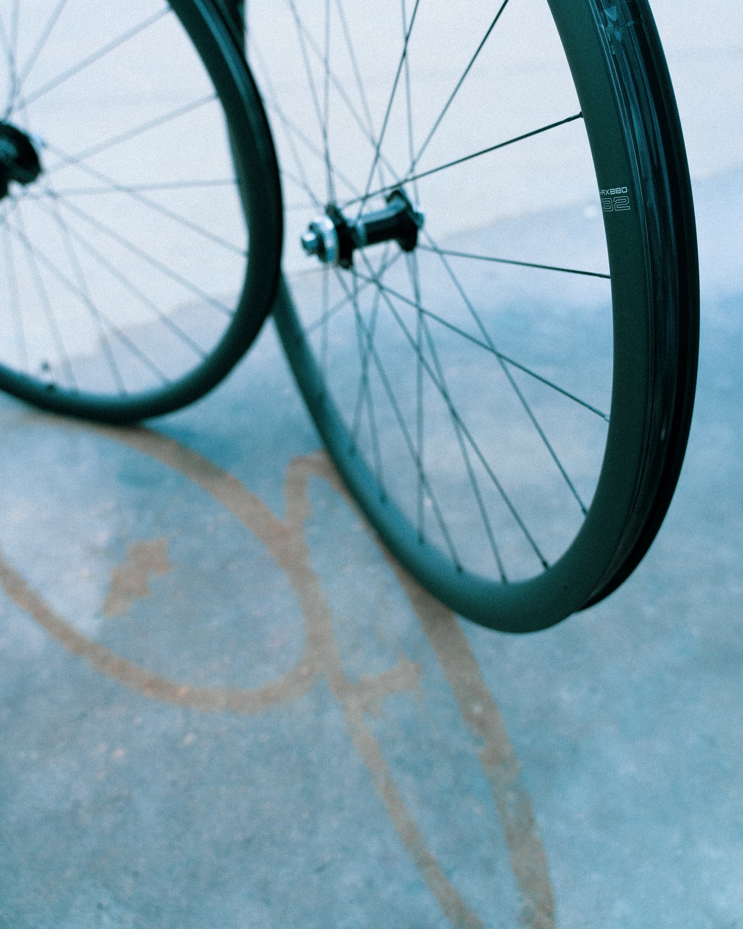 SHIMANO GRX WH-RX880 700c ruota posteriore Tubeless Ready (Center Lock)