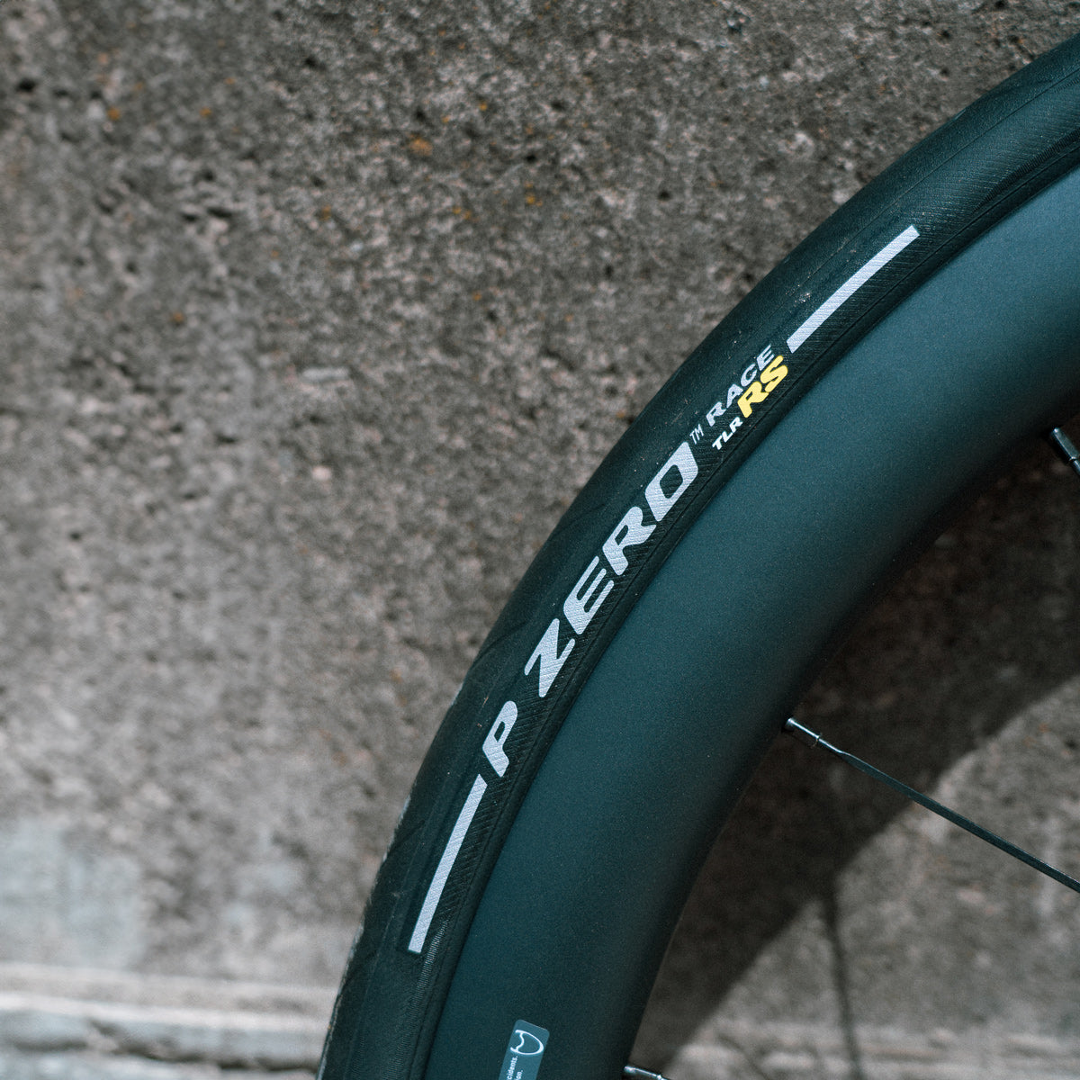 PIRELLI P ZERO RACE TLR RS 700c Tubeless Ready Nero Copertoni