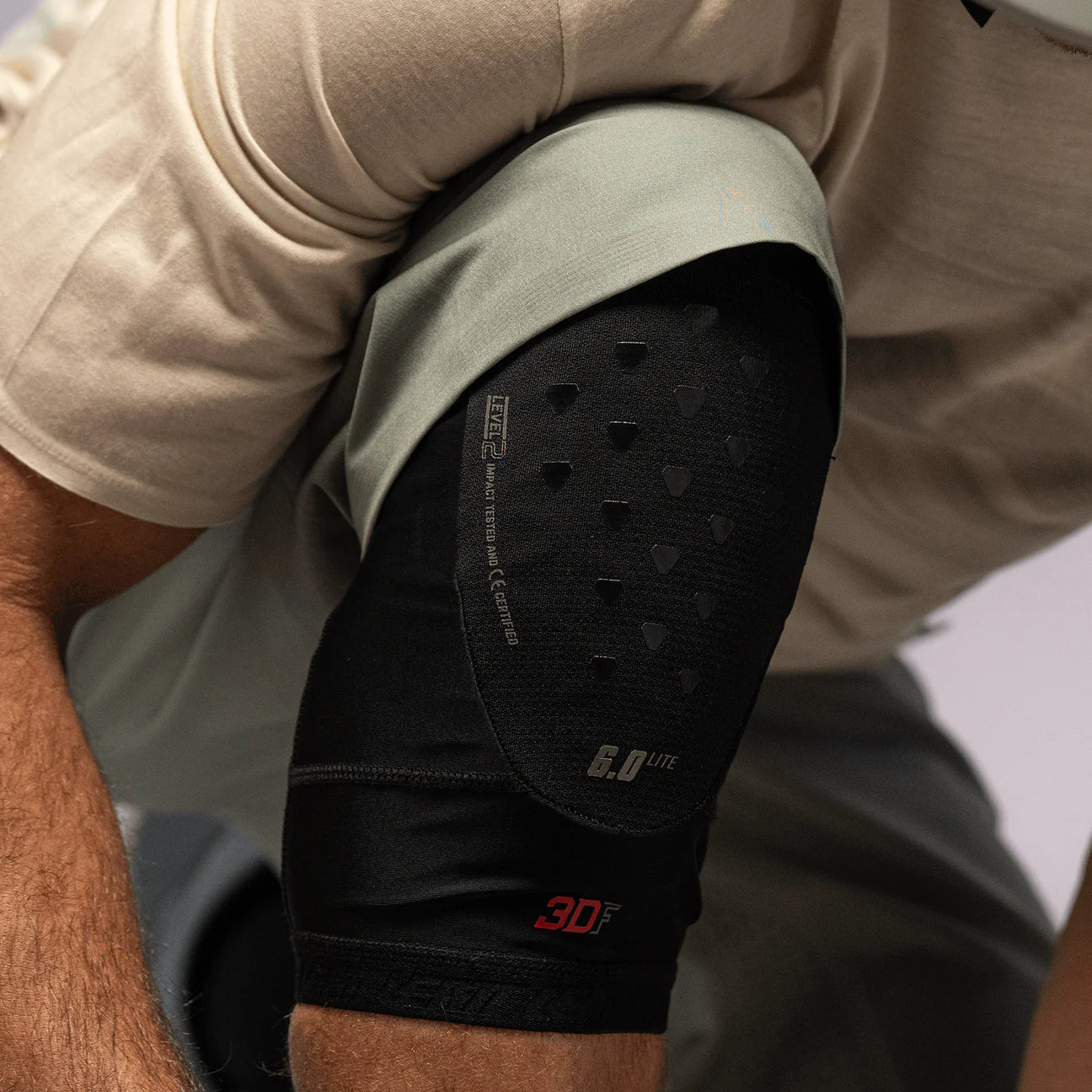 LEATT 6.0 EVO LITE ginocchiere Nero