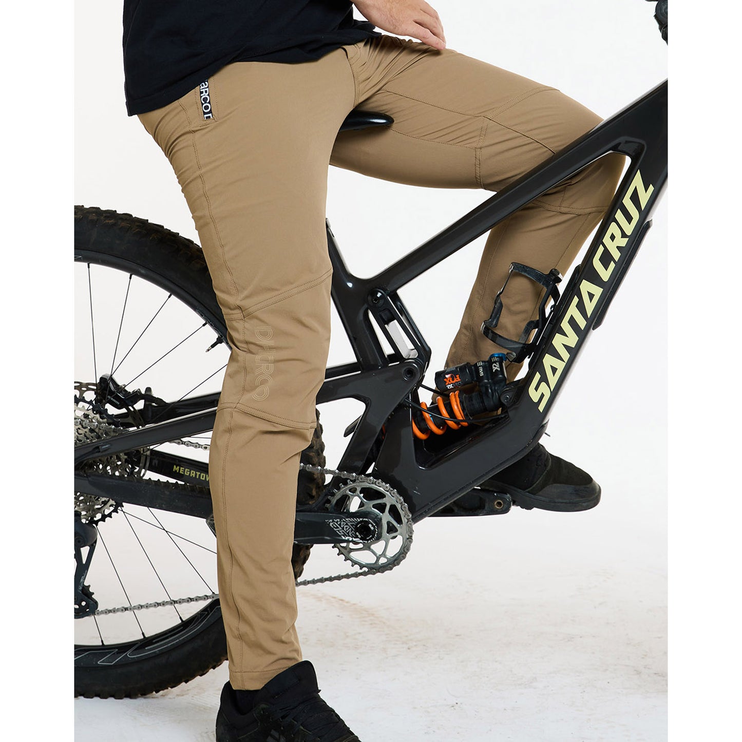 DHARCO GRAVITY Pantaloni Beige