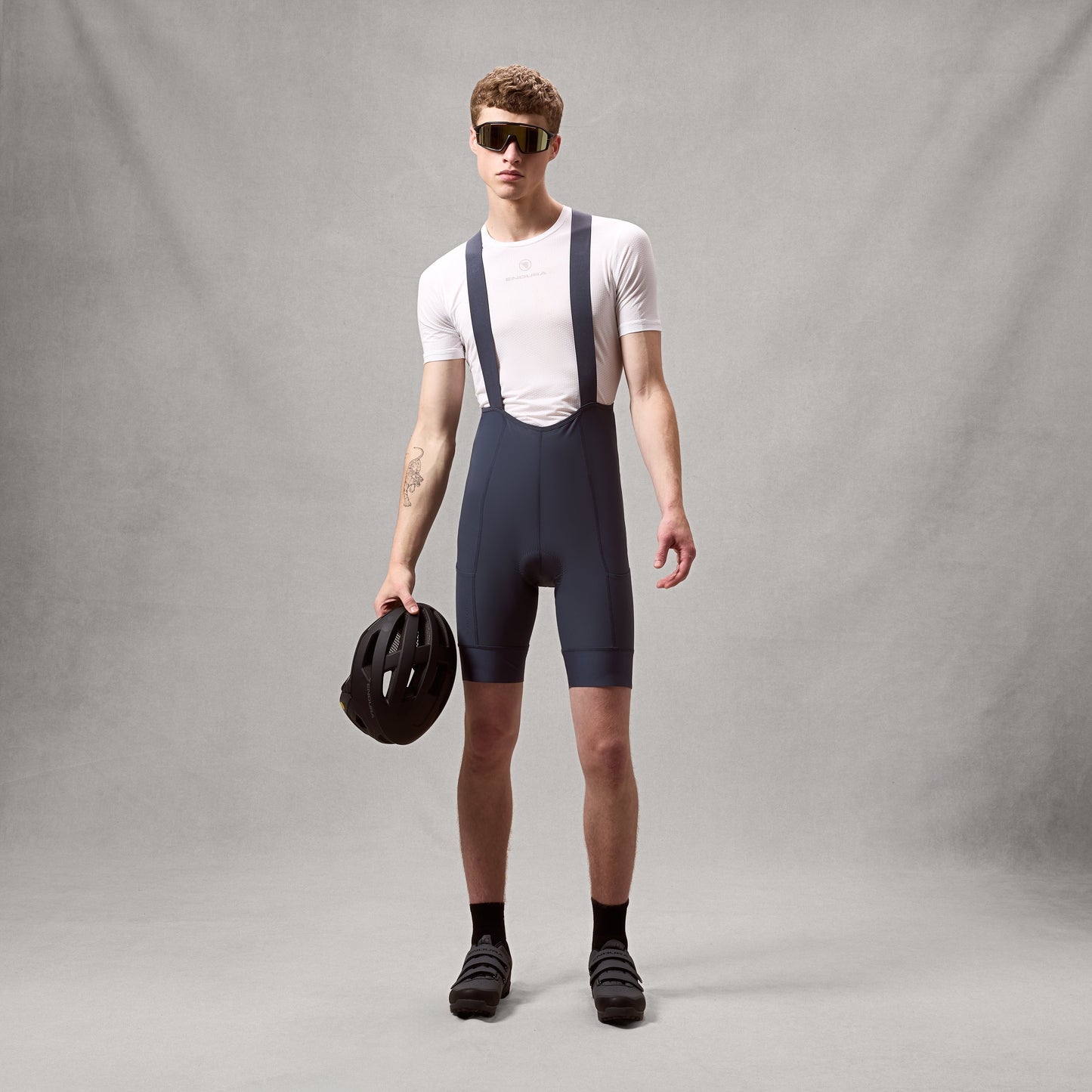 ENDURA LOOP Carbon Bib Short Grigio