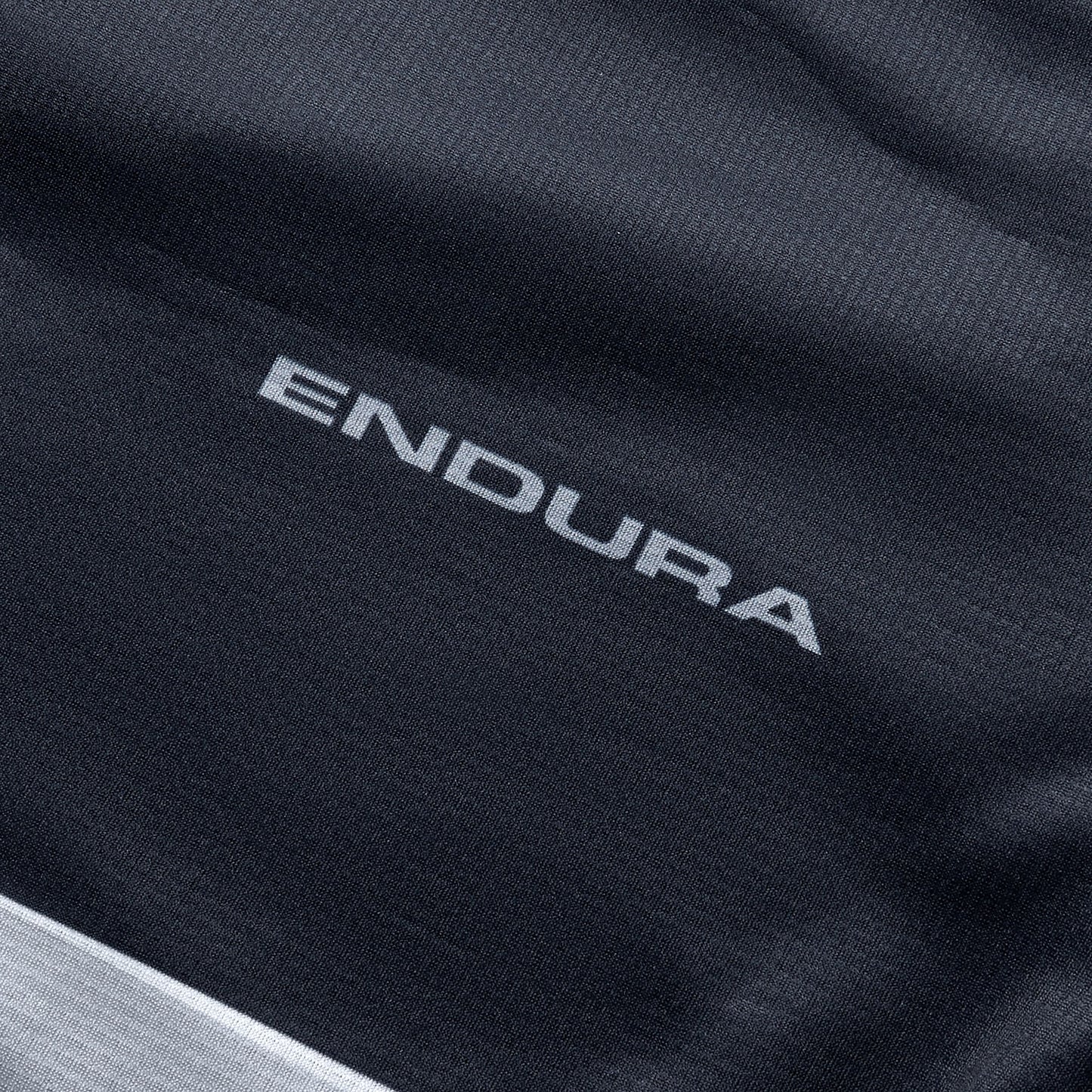 ENDURA CORE Maglia a maniche lunghe stampata Nero 2025