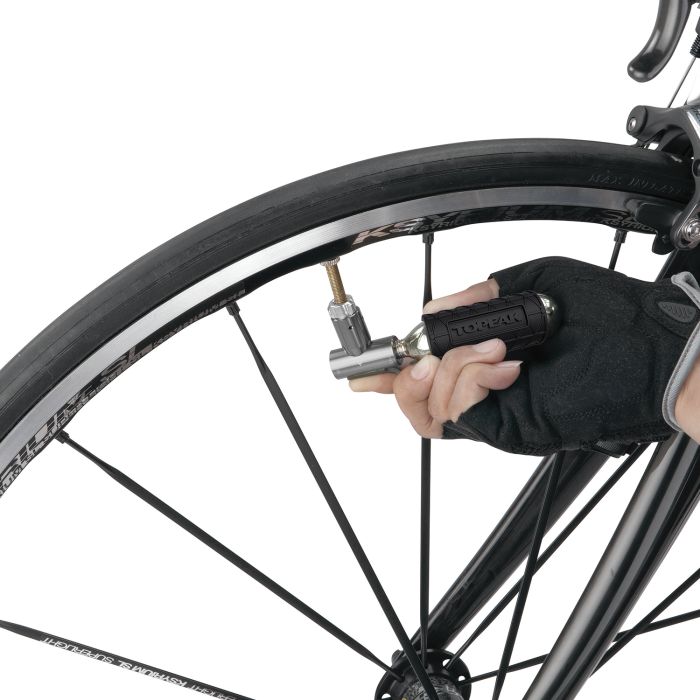 Percussore CO2 TOPEAK + cartuccia CO2 filettata da 16 g (x1)