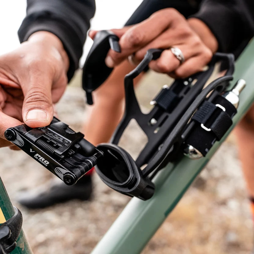 Portaborraccia e Portautensili LEZYNE TUBELESS FLOW STORAGE Nero