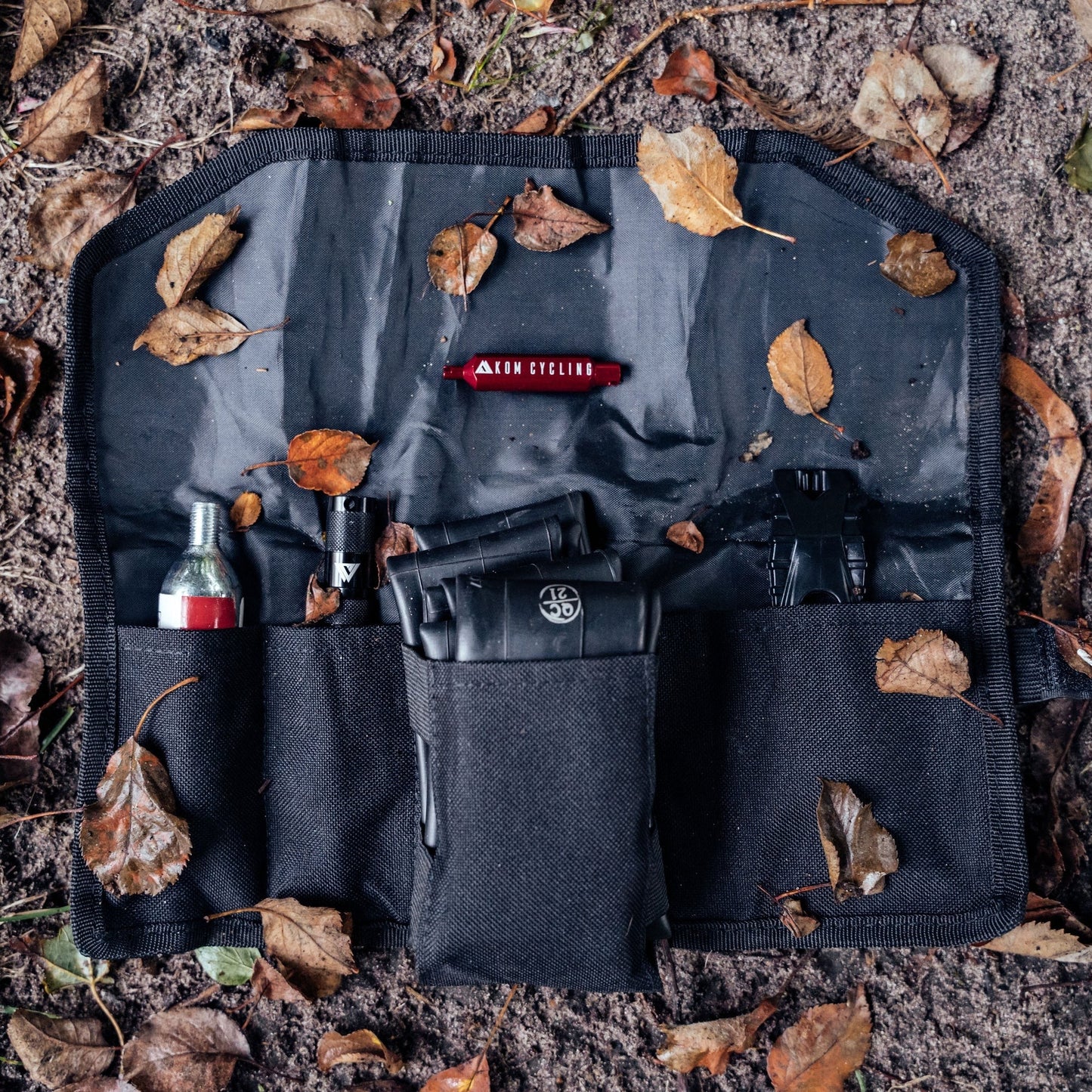 Borsa da sella KOM CYCLING SADDLE ROLL XL