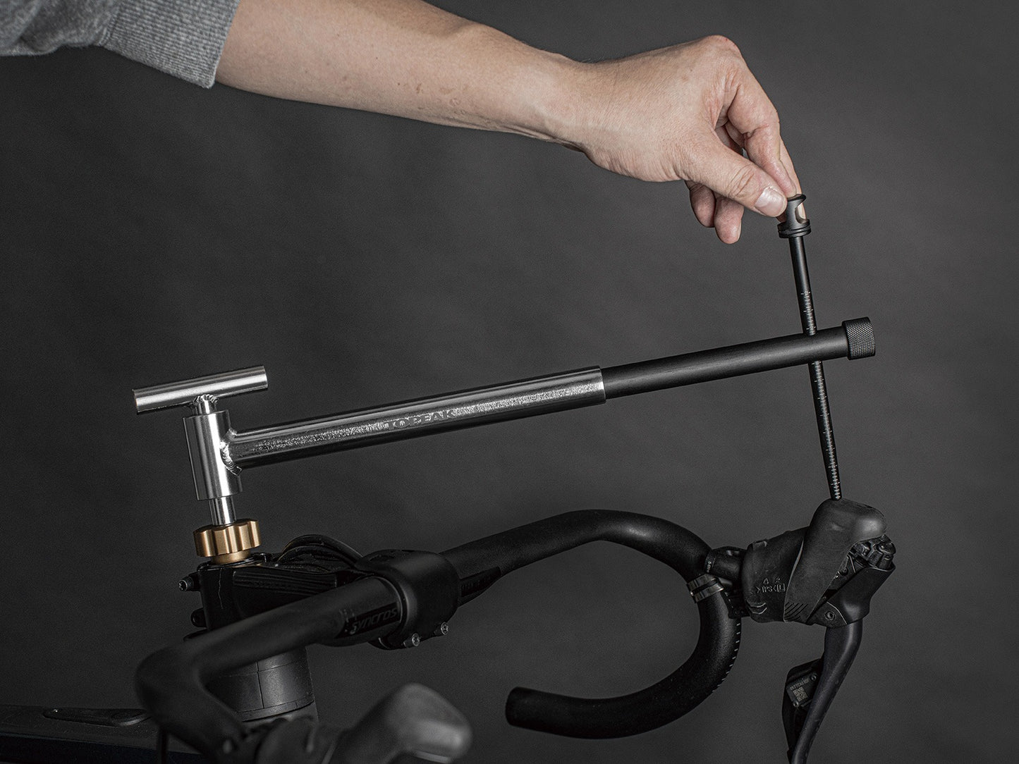 Attrezzo per l'allineamento del deragliatore TOPEAK