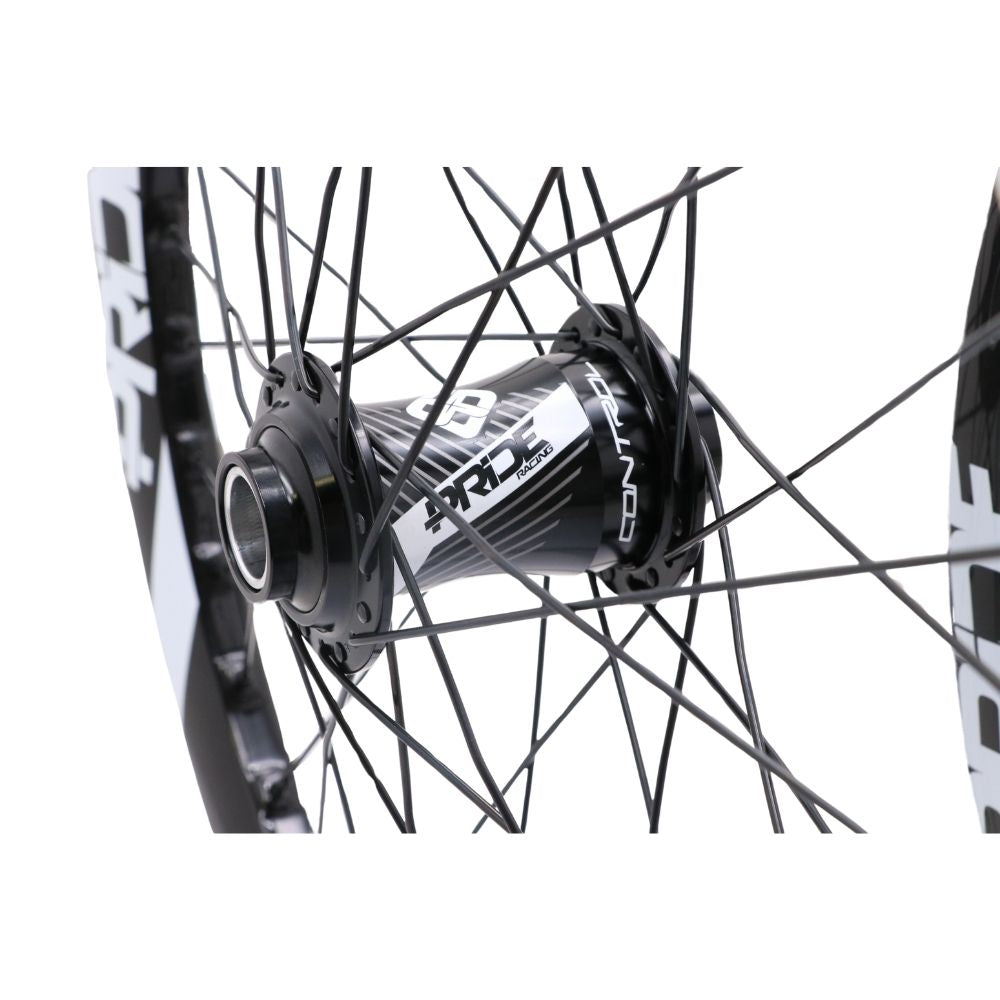 Coppia di Ruote PRIDE 20" (406mm) Carbone Wave Gloss White Control V2 Disc Assi 20/15mm Nero/Bianco