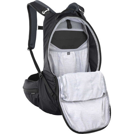 Zaino con dorsale EVOC Trail PRO BLACKLINE 16 L Nero