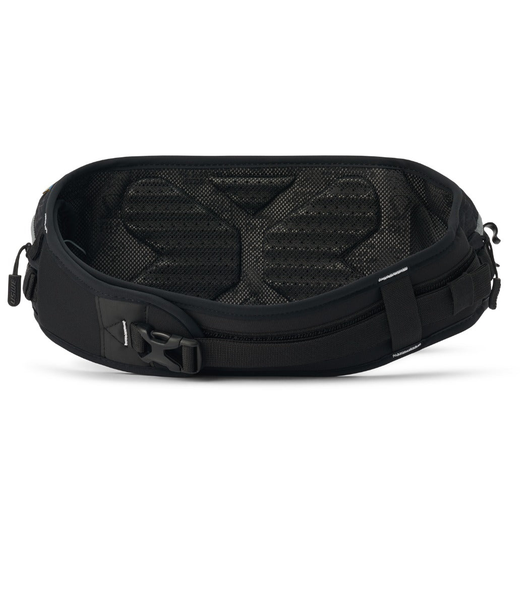 USWE ZULO WINTER 6 L Borsa a banana nera