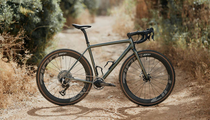 Ruota Posteriore ZIPP 303 XPLR S Tubeless Ready (Center Lock) Nero/Grigio