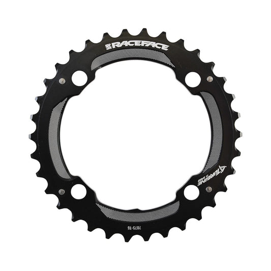 Corona esterna RACE FACE TURBINE 11 velocità, 4 fori, 104 mm — vista della corona su sfondo bianco