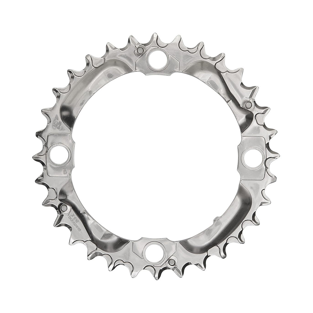 Corona intermedia SHIMANO DEORE M530 9 velocità, 4 fori, 104 mm, argento — vista della corona su sfondo bianco