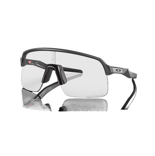 OAKLEY SUTRO LITE Matt Carbon Clear Lens Photochromic