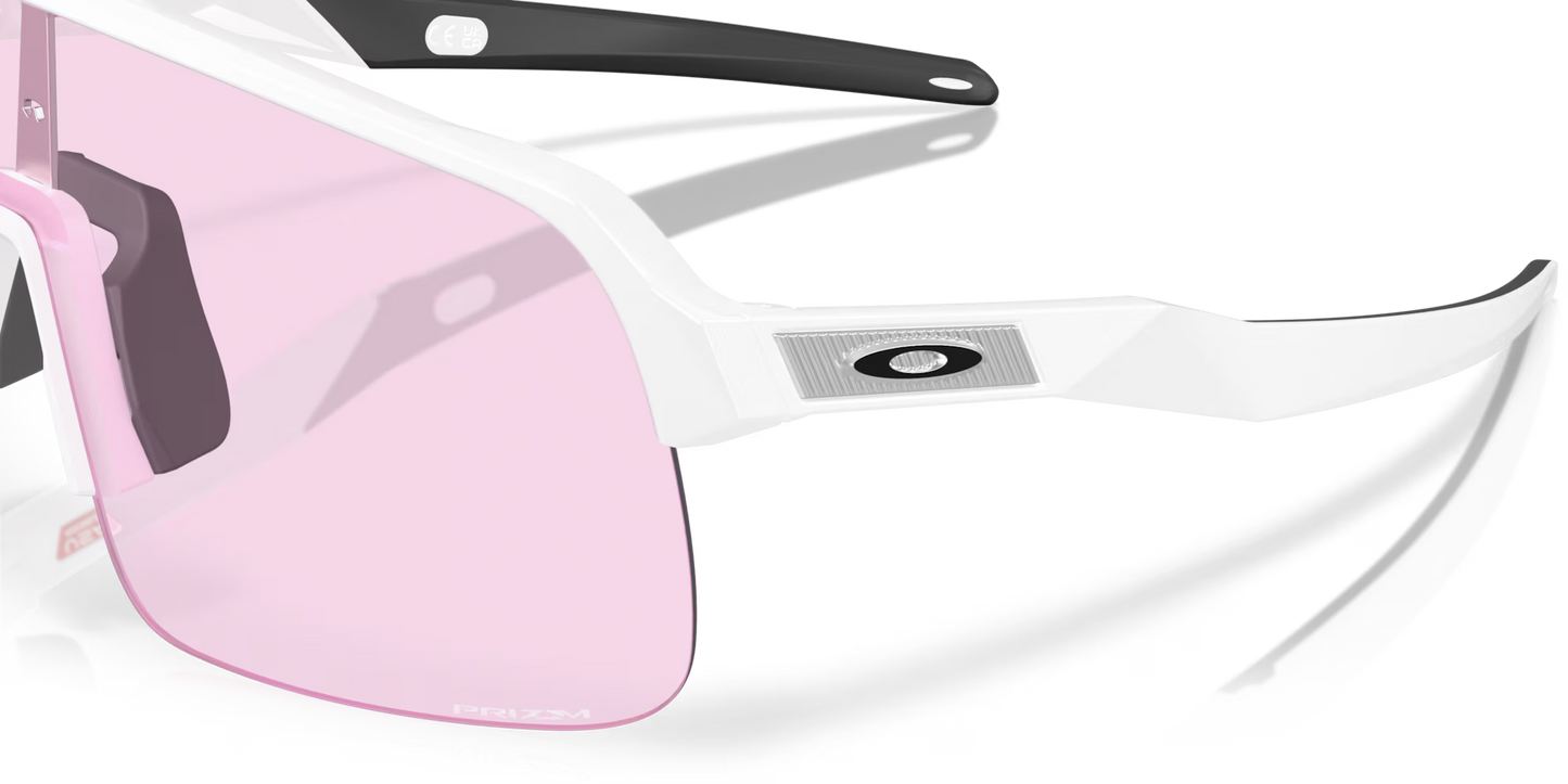 OAKLEY SUTRO LITE S Occhiali bianco opaco Prizm Low Light Lens