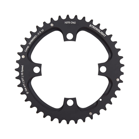 Corona esterna STRONGLIGHT in alluminio 7075 per guarnitura doppia, 10 velocità, 4 fori, 104 mm — vista della corona su sfondo bianco