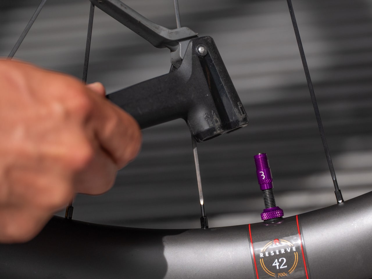 Puntali per valvole BBB CORE CAP viola (x2)