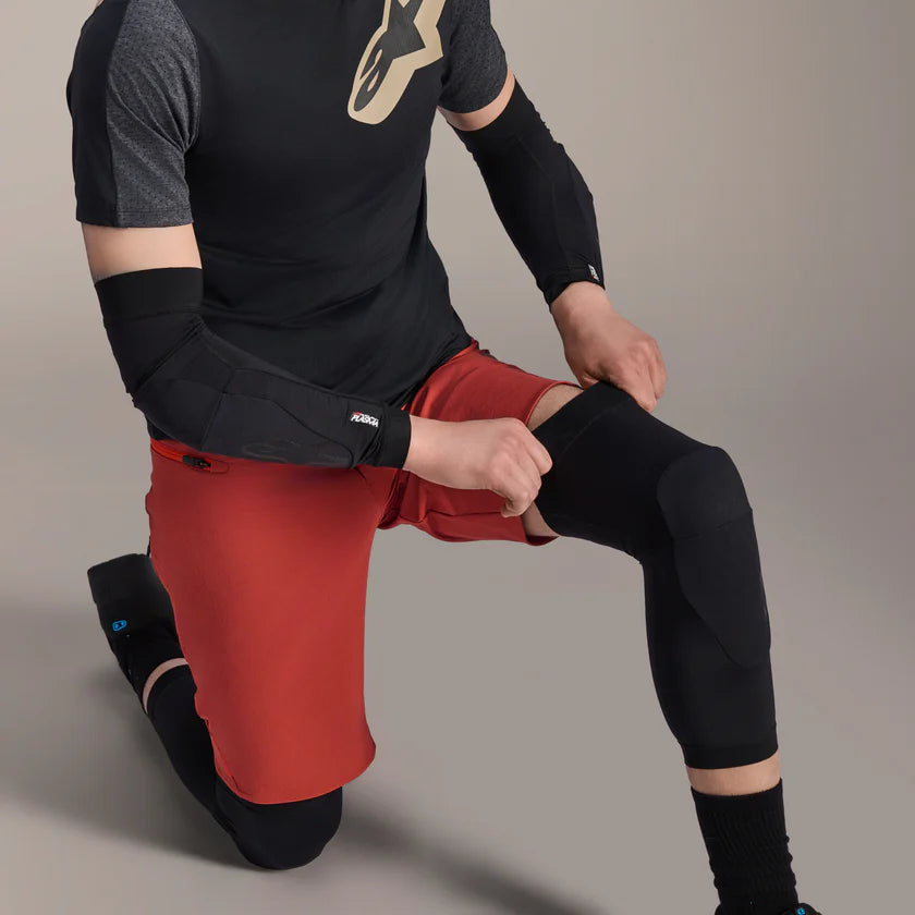 ALPINESTARS A-MOTION PLASMA Ginocchiere nere