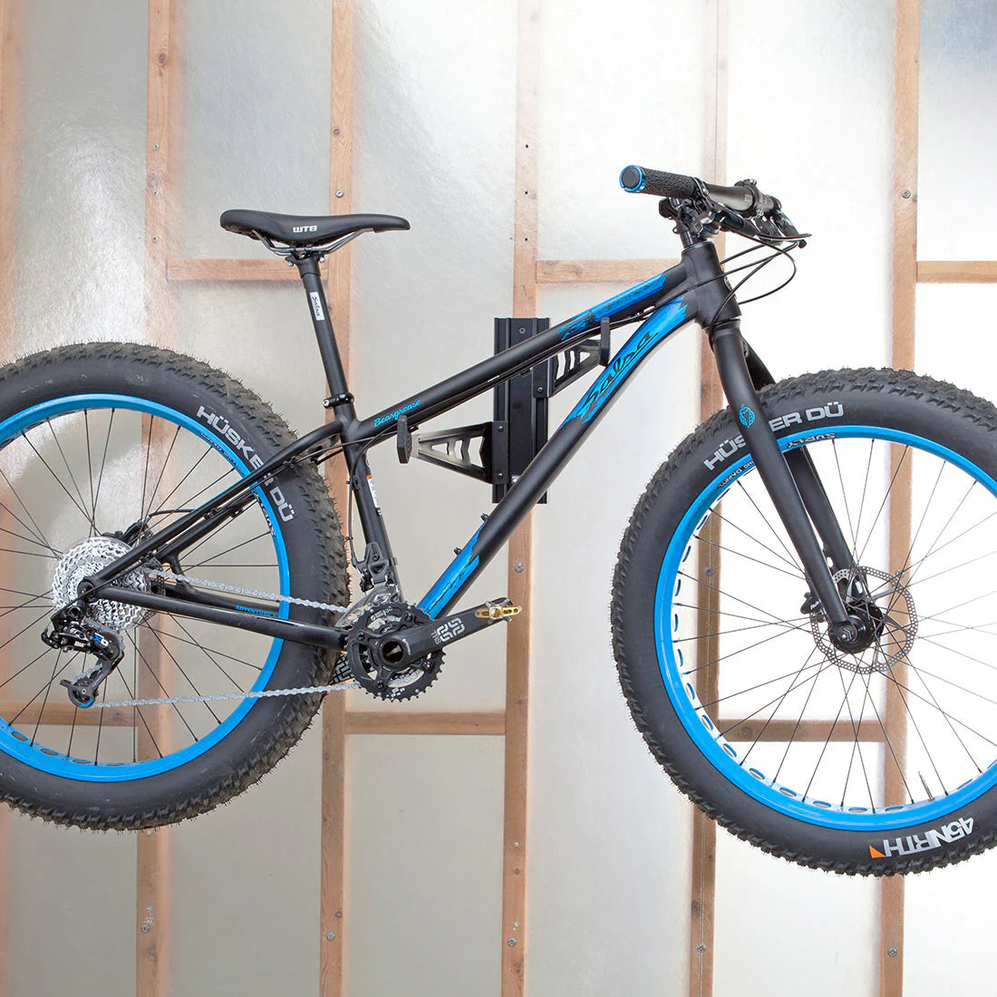 Portabici da parete FEEDBACK SPORTS Velo Wall Rack