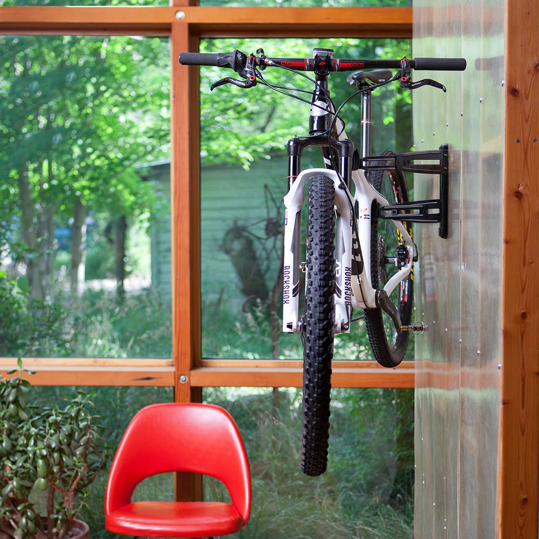 Portabici da parete FEEDBACK SPORTS Velo Wall Rack 2D