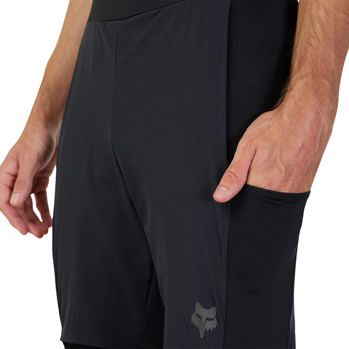 Pantaloncini con bretelle FOX FLEXAIR ASCENT Neri