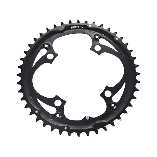 Corona esterna SRAM MTB 104BCD 9/10 velocità, 4 fori, 104 mm — vista della corona su sfondo bianco
