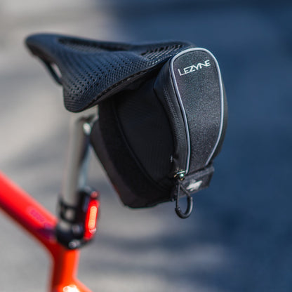Borsa sottosella LEZYNE Micro Caddy nera