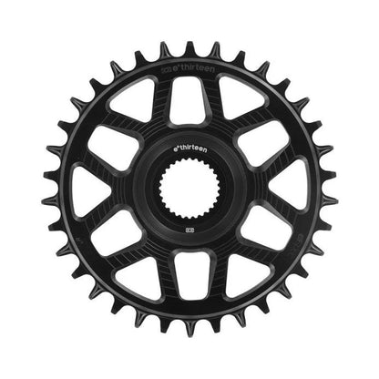 Corona monocorona E-THIRTEEN HELIX RACE E-SPEC 11/12 velocità a montaggio diretto Bosch Gen4, disassamento 15 mm, nera — vista della corona su sfondo bianco
