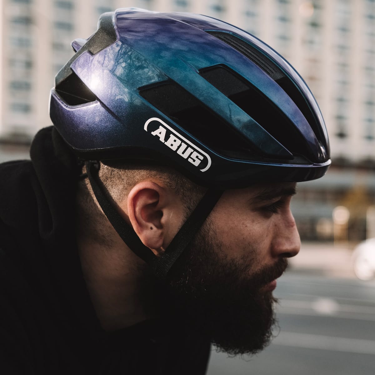 Casco da strada ABUS WINGBACK Viola