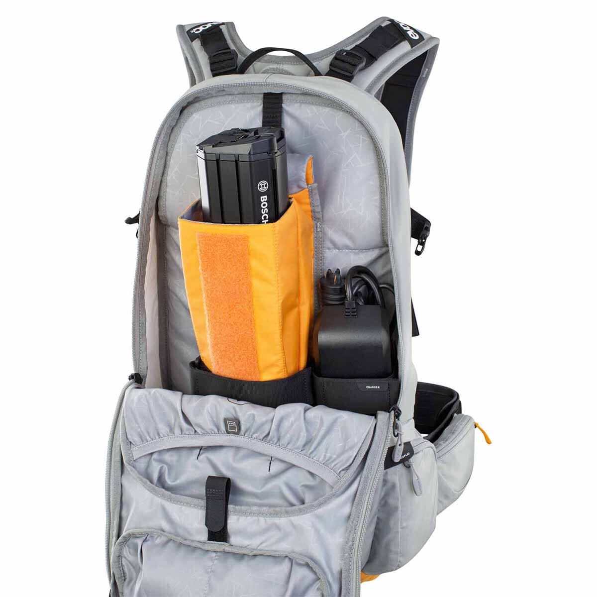 Sac à Dos avec Dorsale EVOC FR ENDURO E-RIDE 16L Gris/Orange