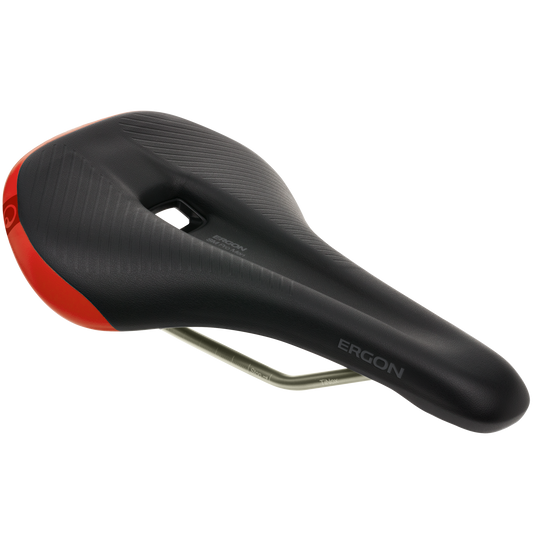 Sella ERGON SM Pro Risky Red M/L con binari TiNox