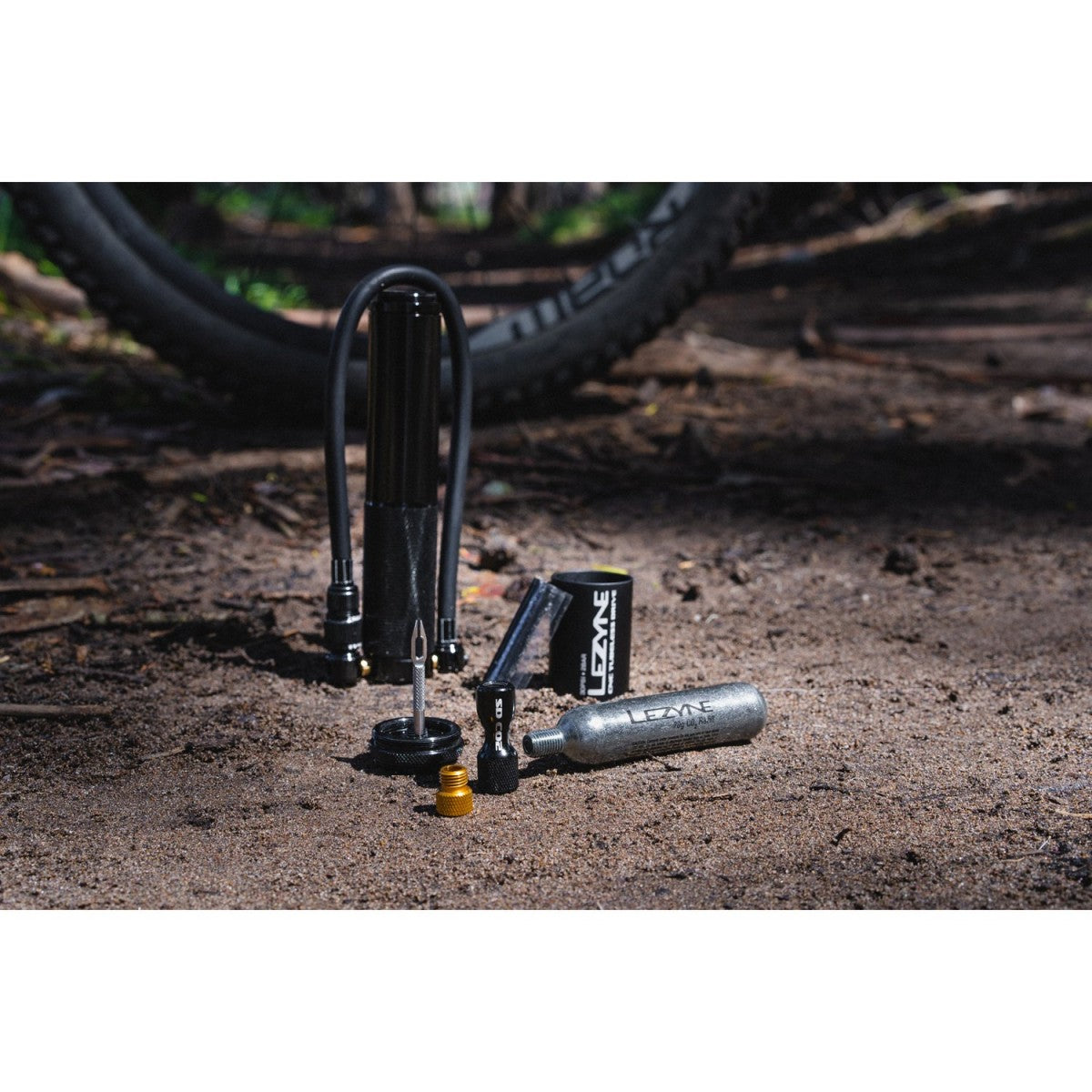 Pompa a mano LEZYNE CNC TUBELESS DRIVE Nera