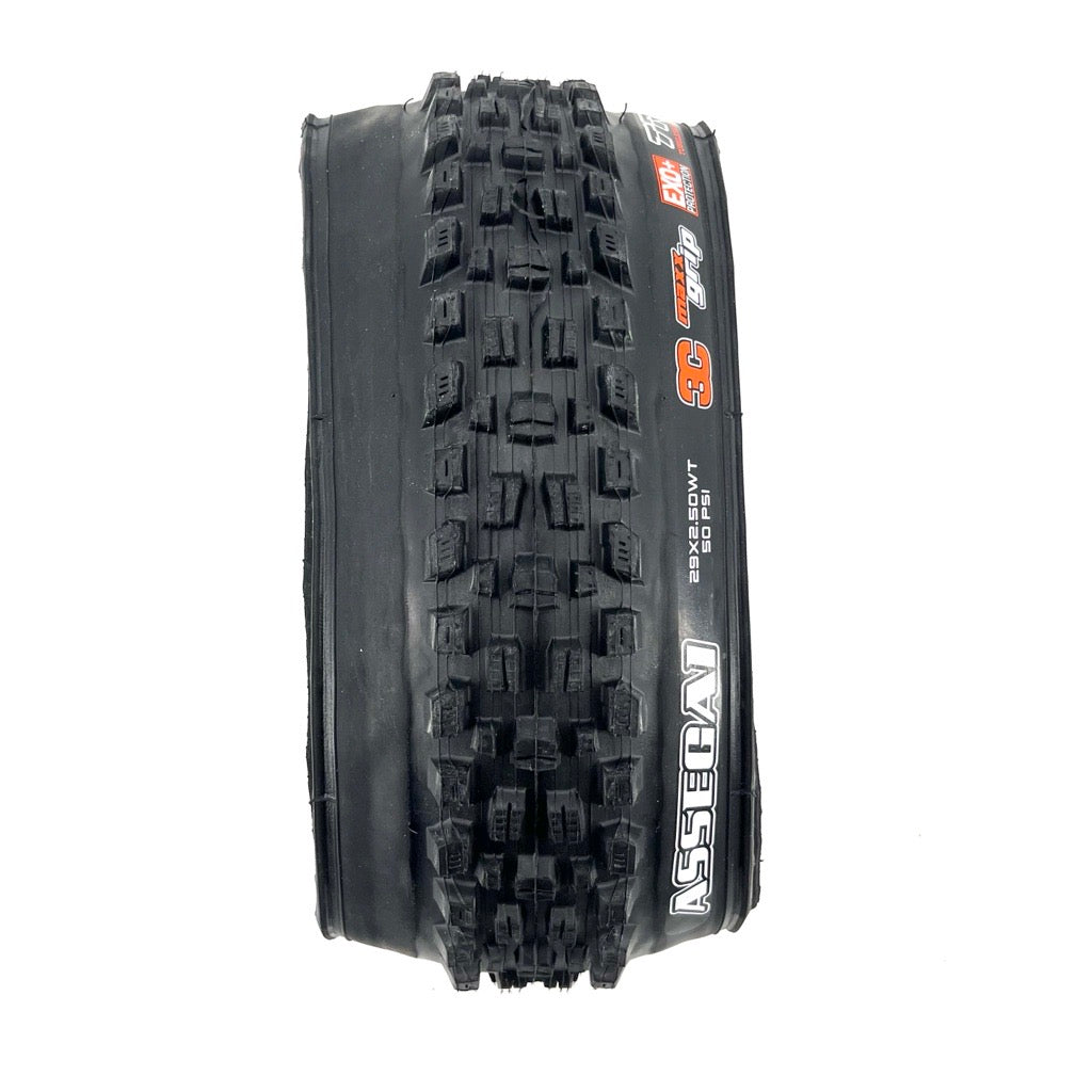 Copertone MAXXIS ASSEGAI 29x2.50 WT Exo+ 3C MaxxGrip Tubeless Ready Soft Black