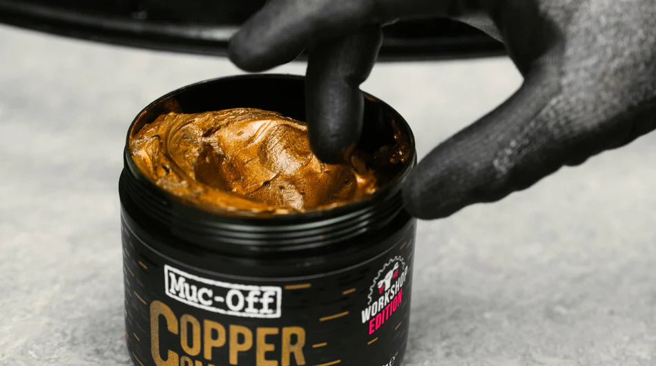 MUC-OFF COPPER COMPOUND grasso al rame (450 ml)