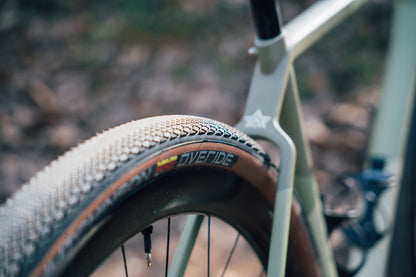 Copertone HUTCHINSON OVERIDE Hardskin Tubeless Ready marrone