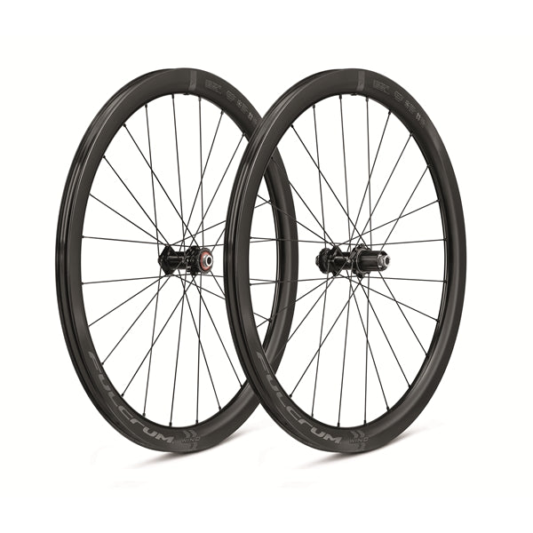 Coppia di ruote FULCRUM WIND 42 2-WAY FIT C23 DISC con copertoni (Centerlock)