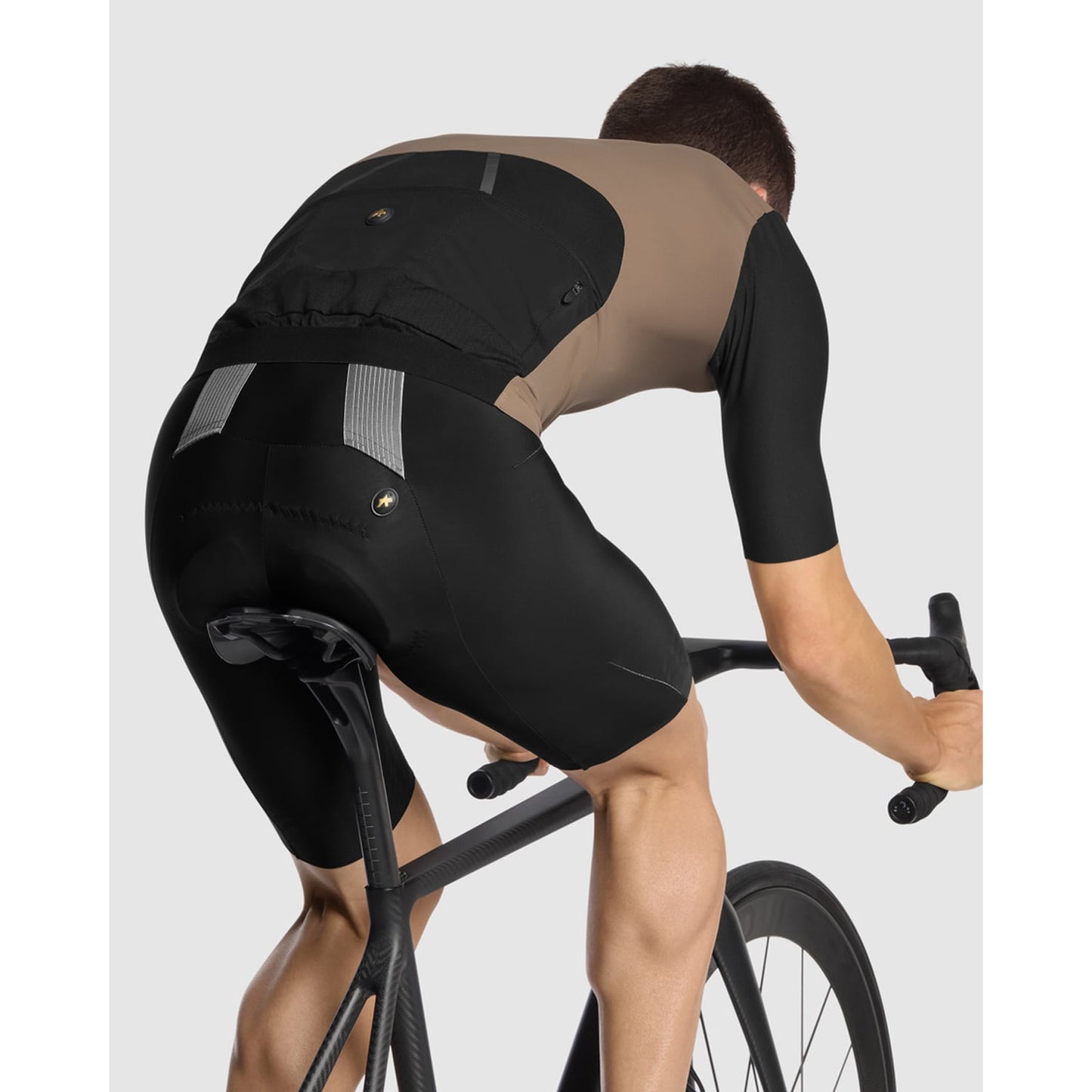 ASSOS EQUIPE RS S11 Maglia a maniche corte nero/beige