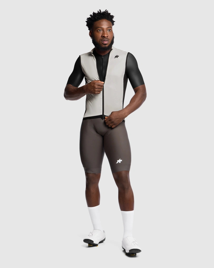ASSOS MILLE GT WIND S11 Giacca senza maniche al latte di mandorla