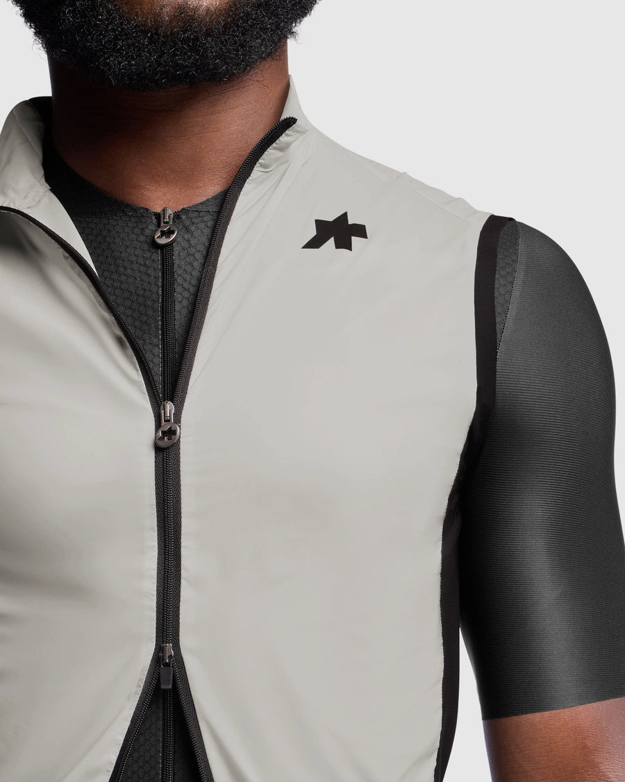 ASSOS MILLE GT WIND S11 Giacca senza maniche al latte di mandorla