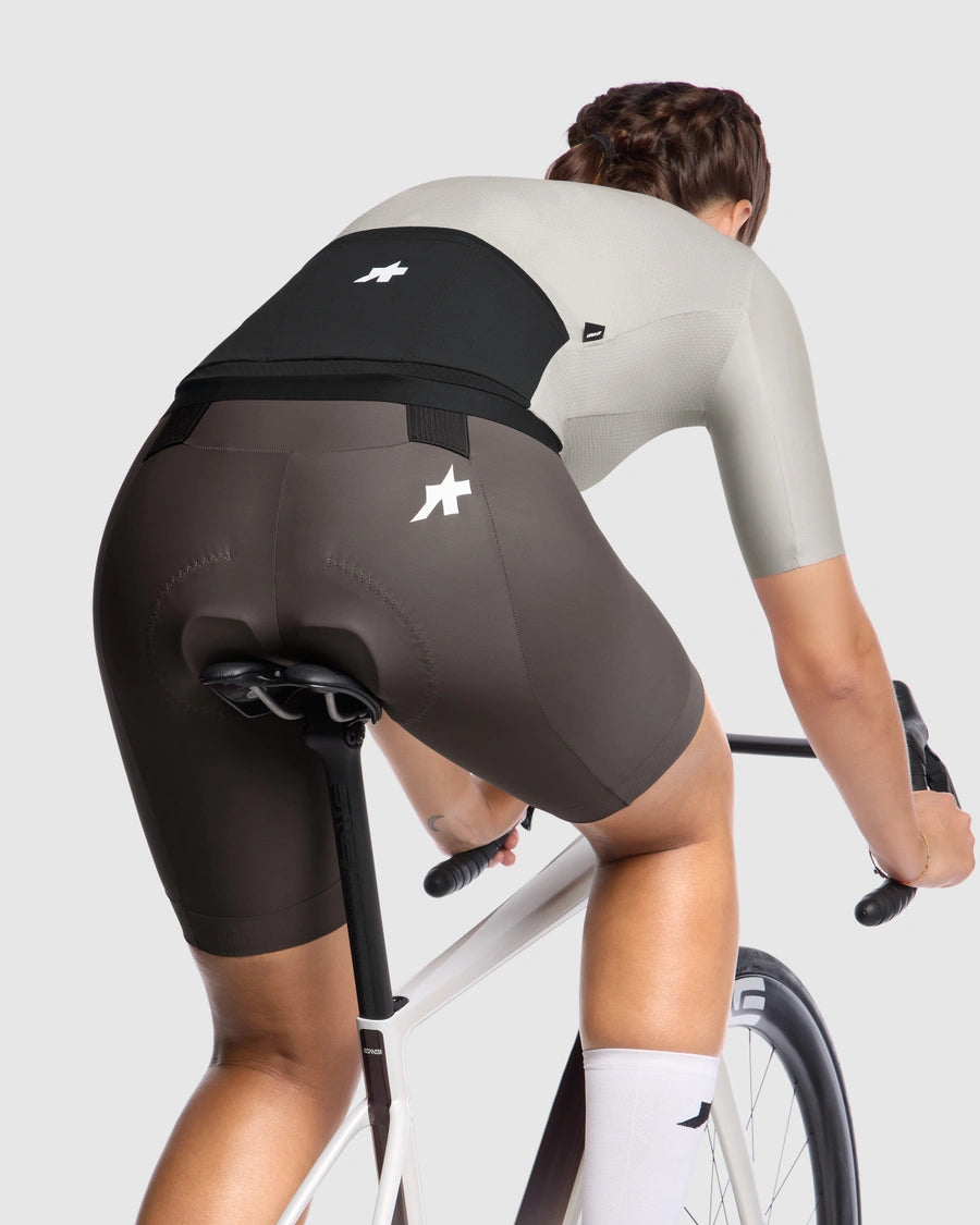 ASSOS UMA GT S11 EVO Maglia a maniche corte da donna Latte di mandorla